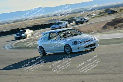 media/Dec-13-2025-Extreme Speed (Sat) [[d129ecb0b9]]/Beginner/Session 3 (Turn 5)/